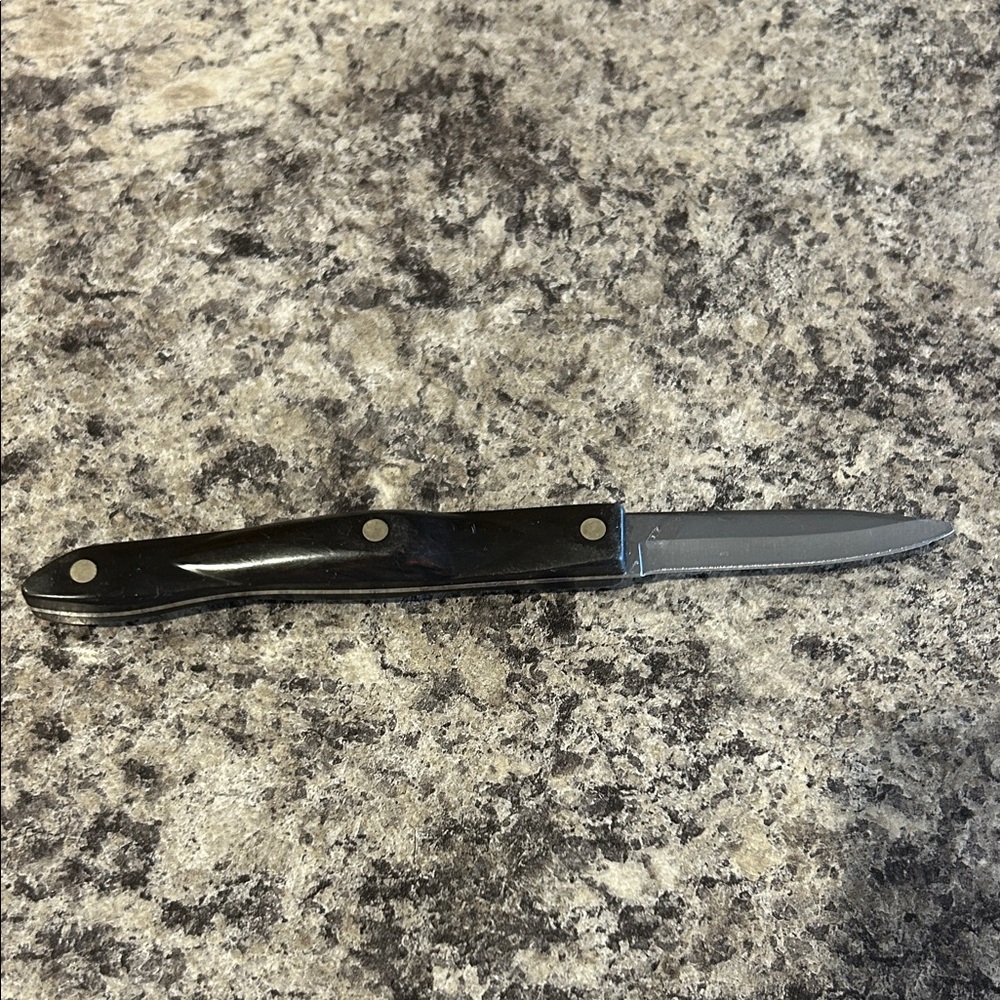 Cutco Black Handled Paring Knife - Picture 2 of 6